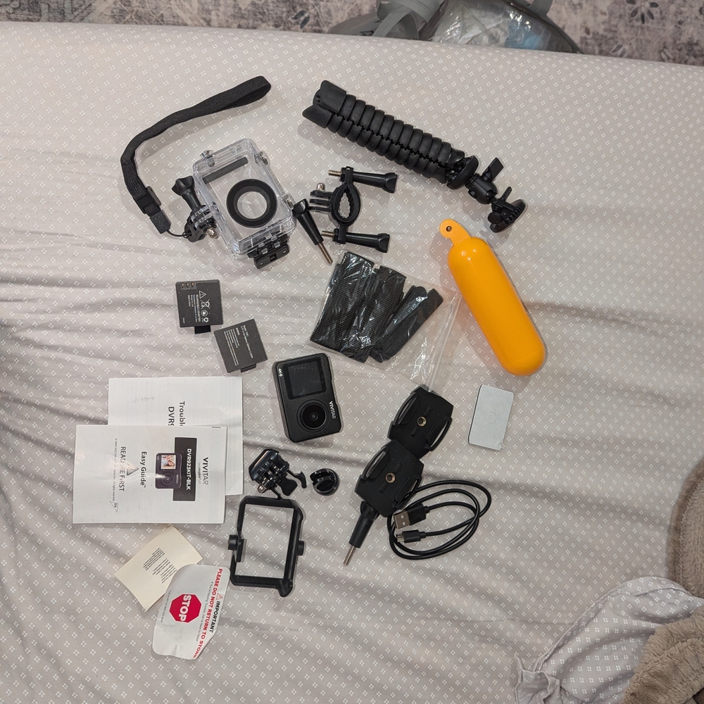 VIVITAR ACTION GO-PRO CAMERA AND ACCESSORIES - Picture 8 of 10